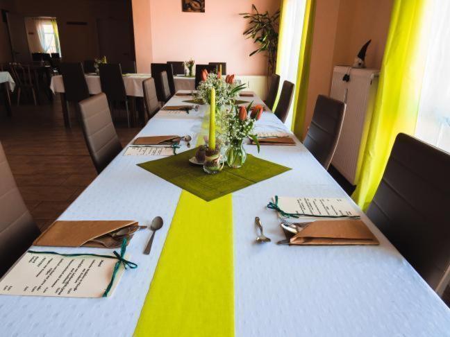 Hotel Am Markt Eckartsberga エクステリア 写真