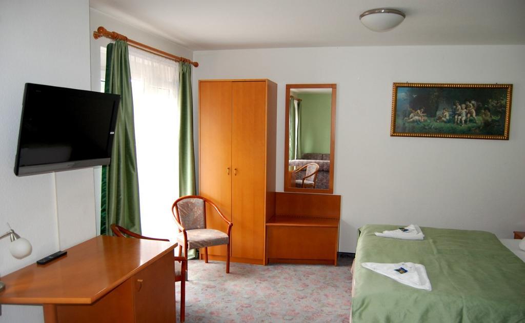 Hotel Am Markt Eckartsberga エクステリア 写真
