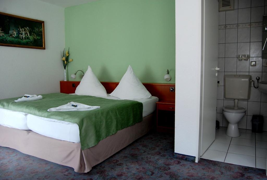 Hotel Am Markt Eckartsberga エクステリア 写真