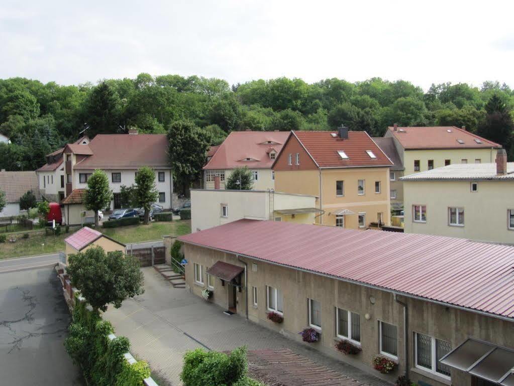 Hotel Am Markt Eckartsberga エクステリア 写真